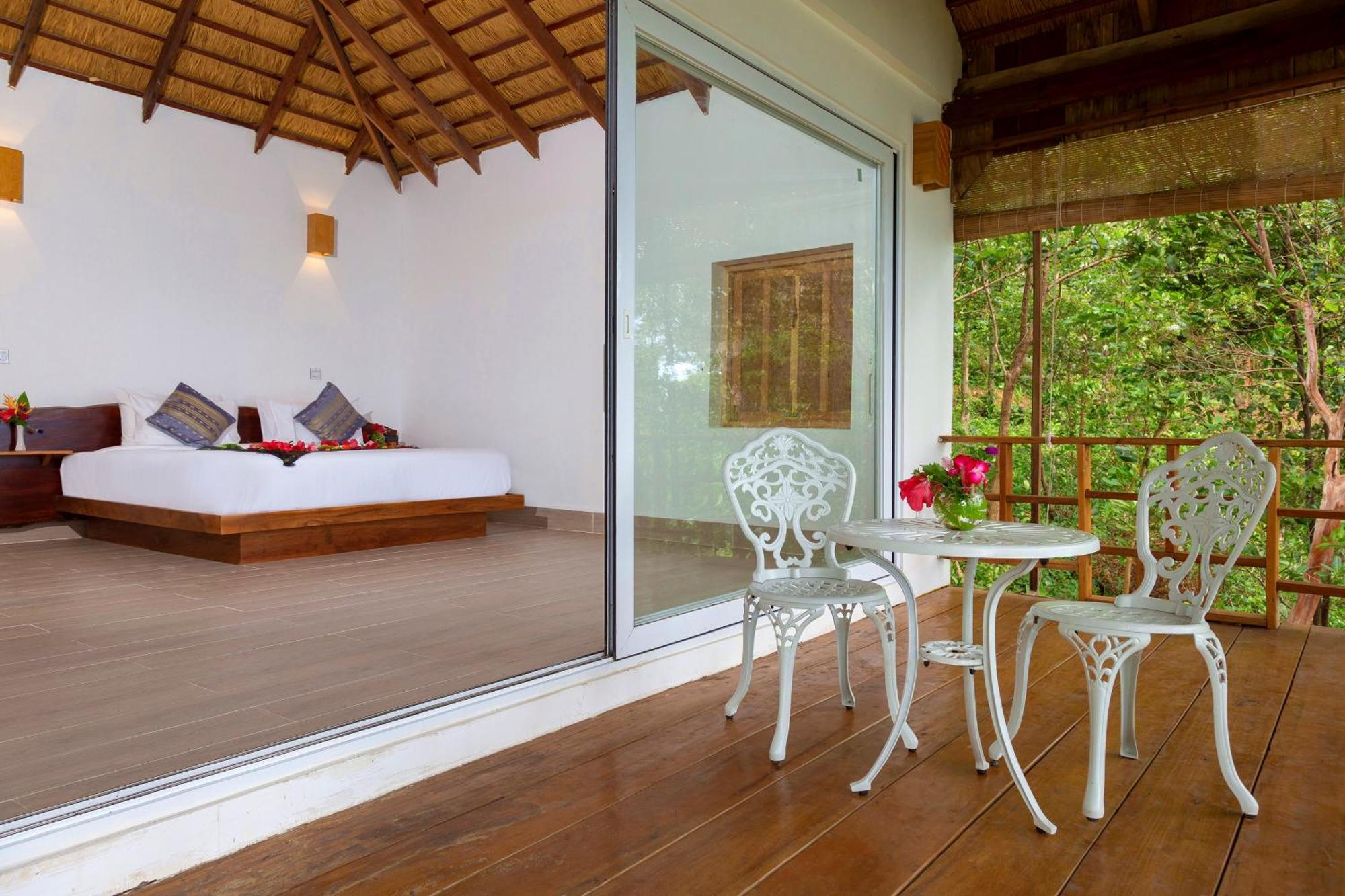 Pearl Beach Resort & Spa Ko Rong Sanloem Eksteriør bilde