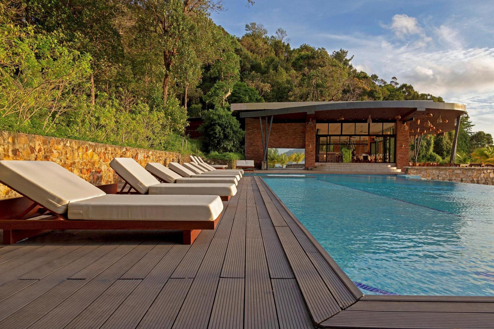 Pearl Beach Resort & Spa Ko Rong Sanloem Eksteriør bilde